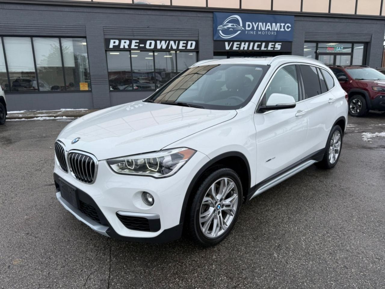 2018 BMW X1 XDRIVE28I/ CLEAN CARFAX/ AWD/ REAR CAM/ SUNROOF - Photo #1