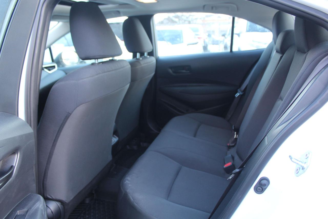 2024 Toyota Corolla LE Plus Photo