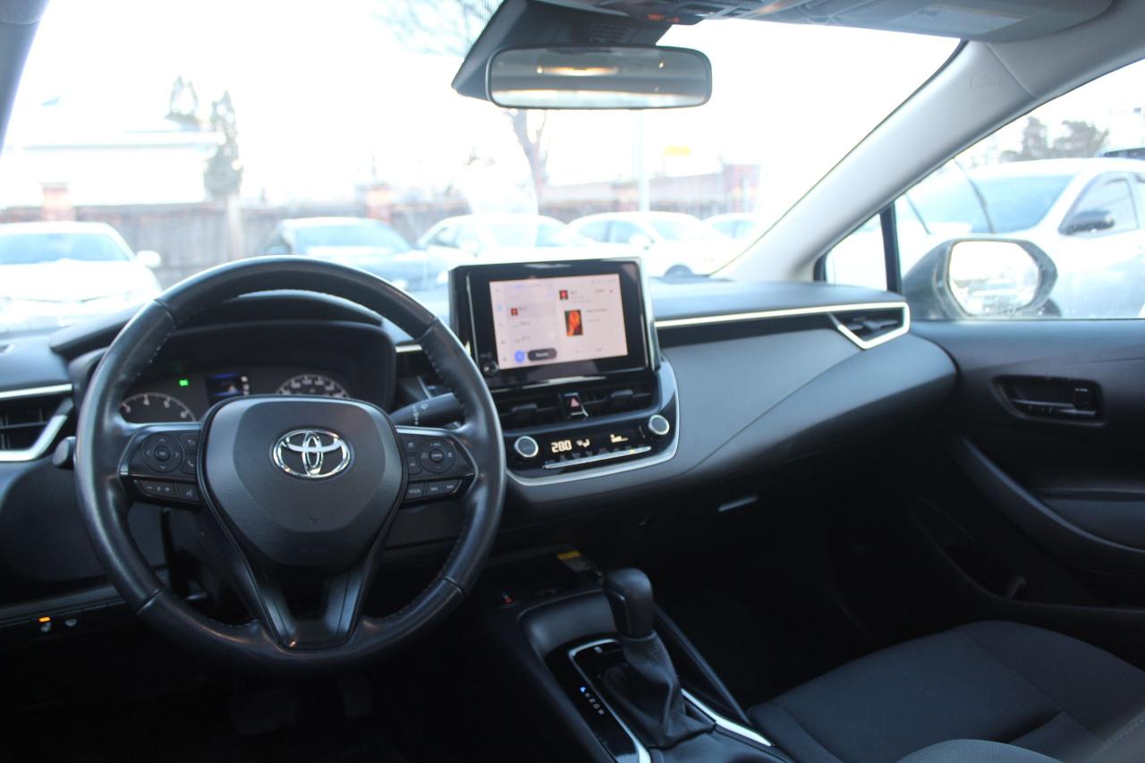 2024 Toyota Corolla LE Plus Photo