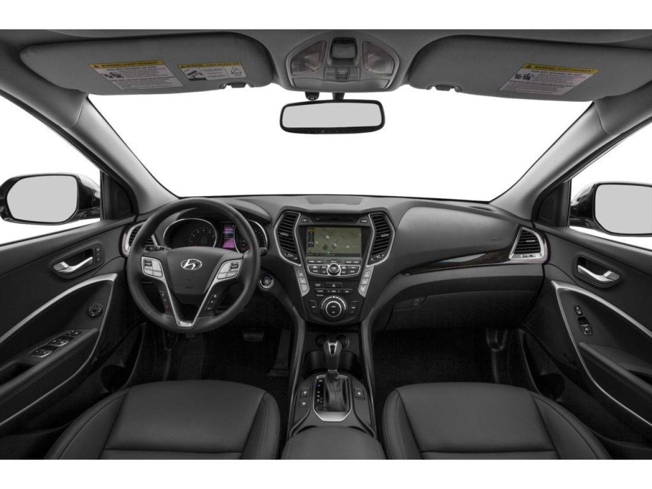 2016 Hyundai Santa Fe XL Limited Adventure Edition Photo