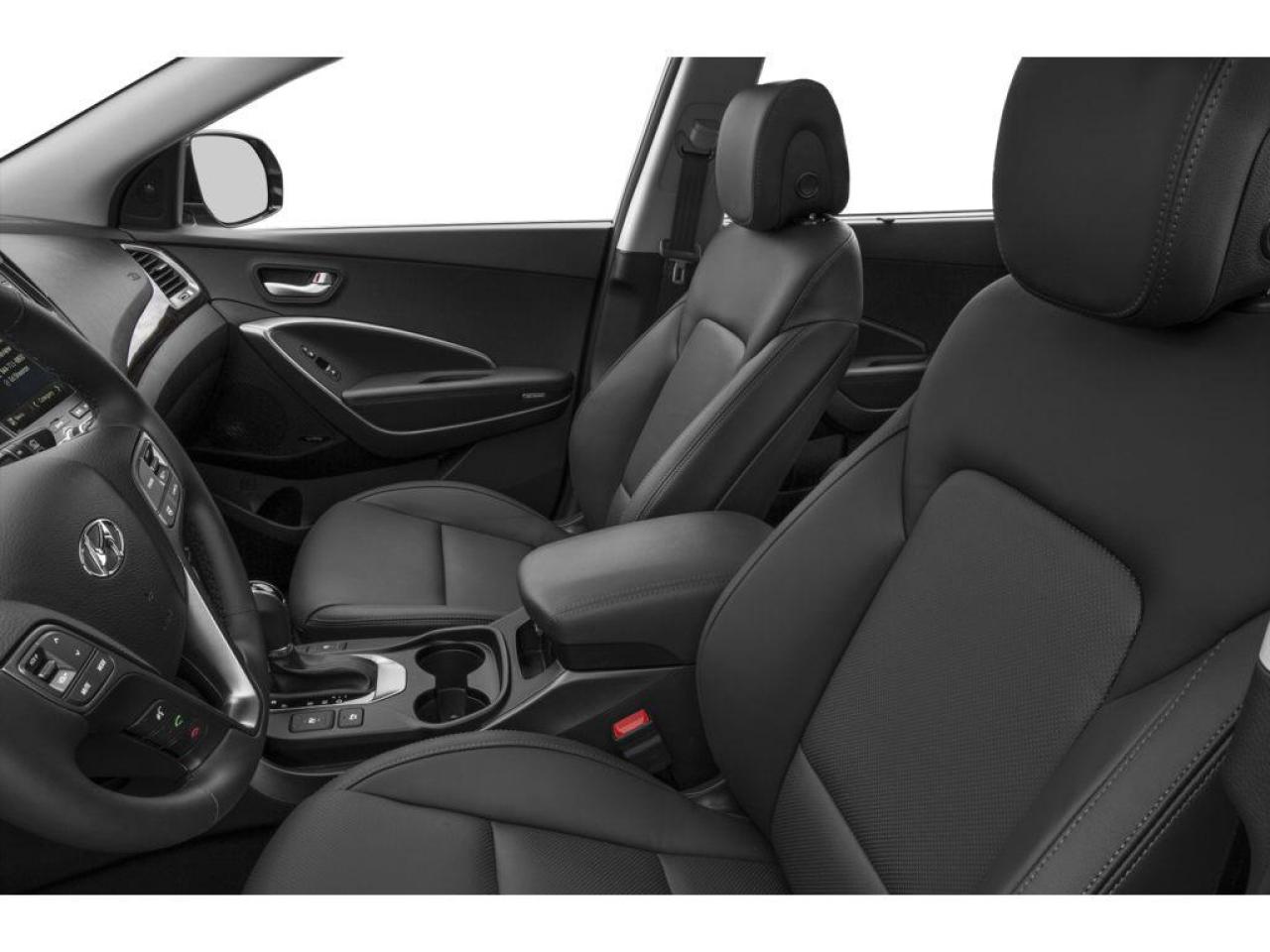 2016 Hyundai Santa Fe XL Limited Adventure Edition Photo