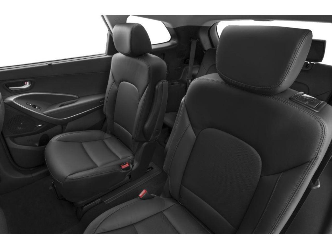 2016 Hyundai Santa Fe XL Limited Adventure Edition Photo