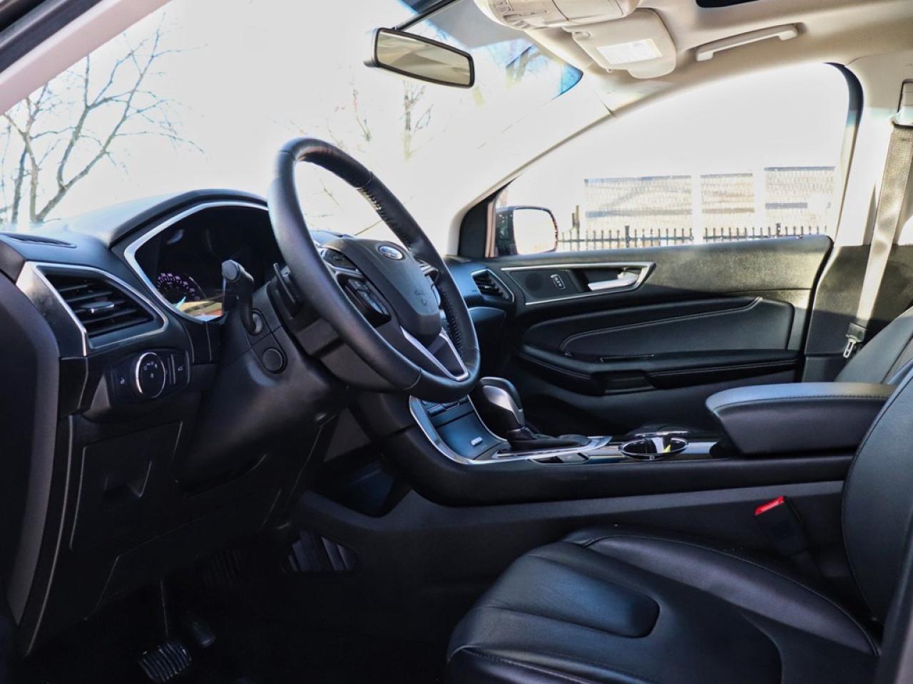 2017 Ford Edge Titanium | AWD | 3.5L | ROOF | NAV | ADPTV CRUISE Photo