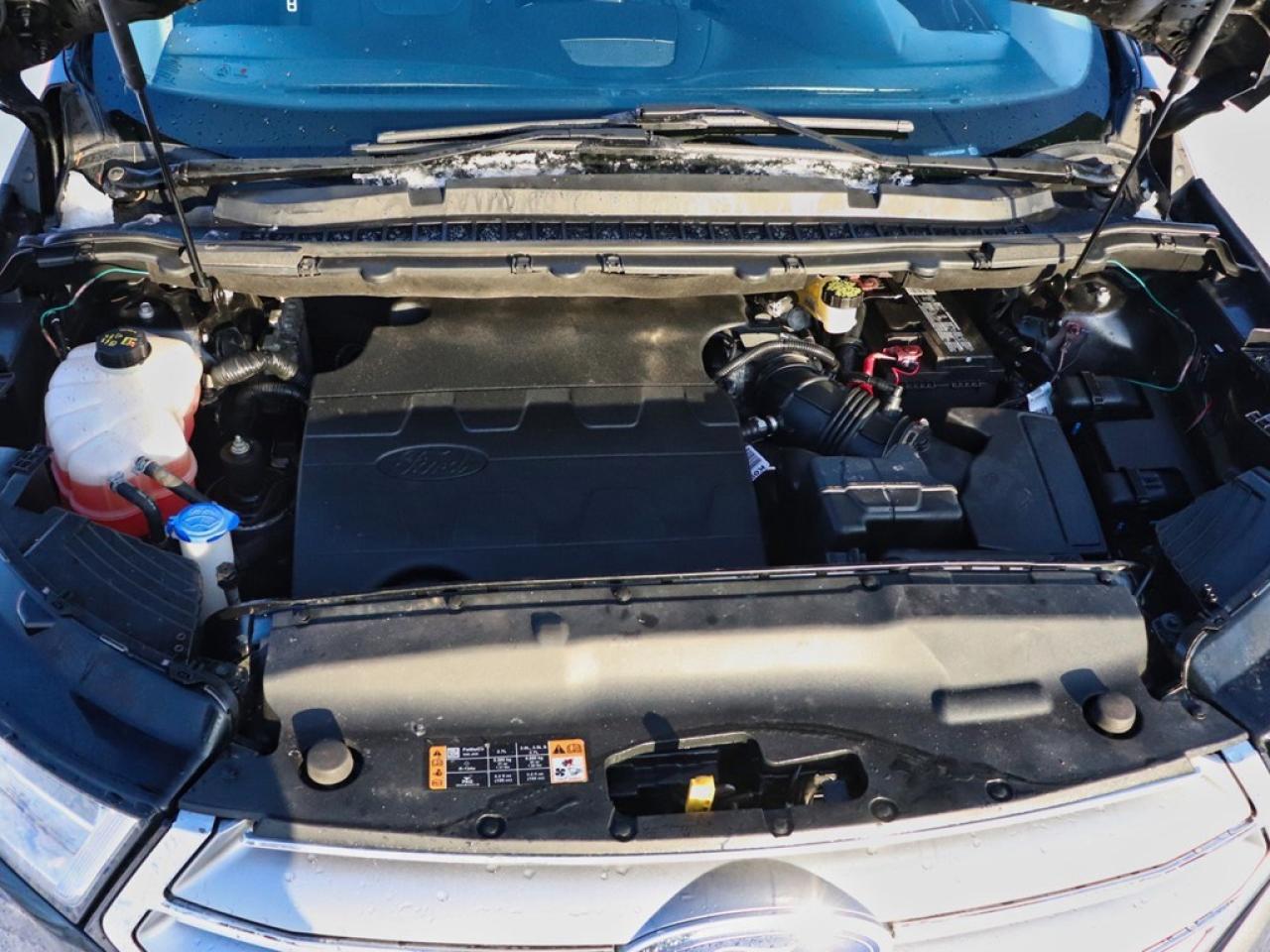 2017 Ford Edge Titanium | AWD | 3.5L | ROOF | NAV | ADPTV CRUISE Photo