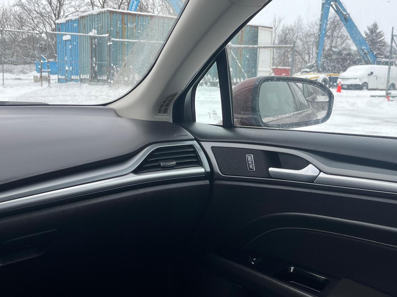 2015 Ford Fusion Titanium Photo