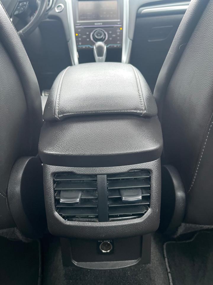 2015 Ford Fusion Titanium Photo