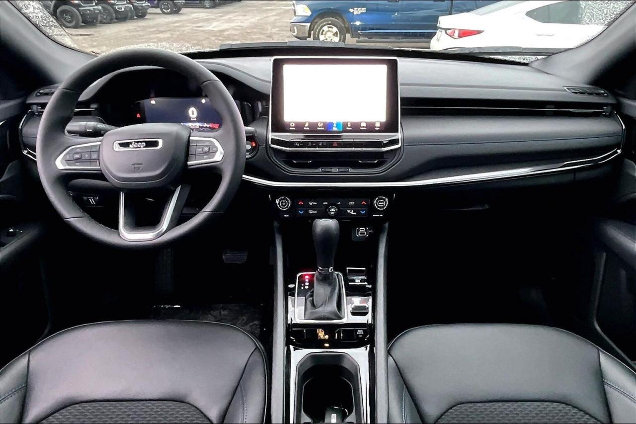 2026 Jeep Compass ALTITUDE | 10.1" Touchscreen | 18" Alloys | 4X4 Photo