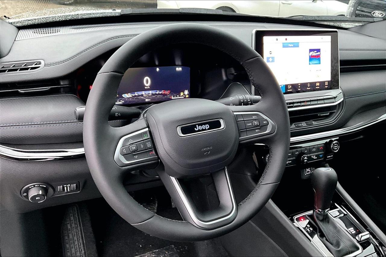 2026 Jeep Compass ALTITUDE | 10.1" Touchscreen | 18" Alloys | 4X4 Photo2