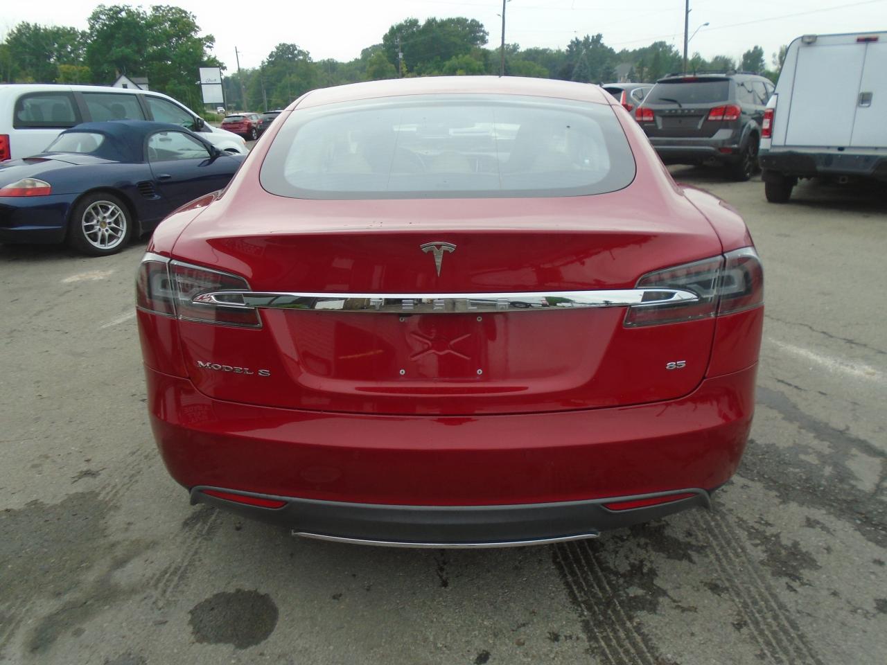 2014 Tesla Model S 4dr Sdn 85 Photo