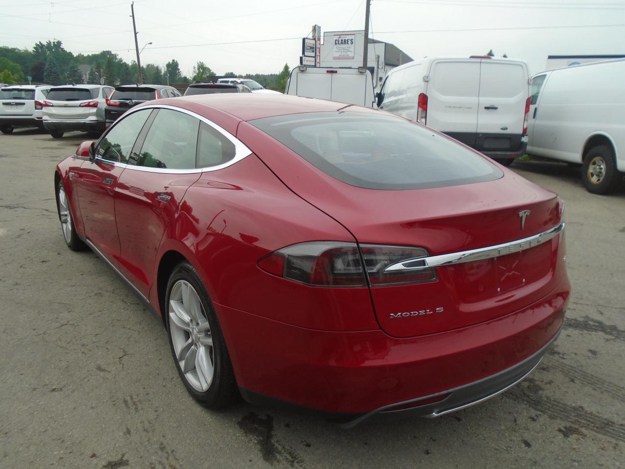 2014 Tesla Model S 4dr Sdn 85 Photo