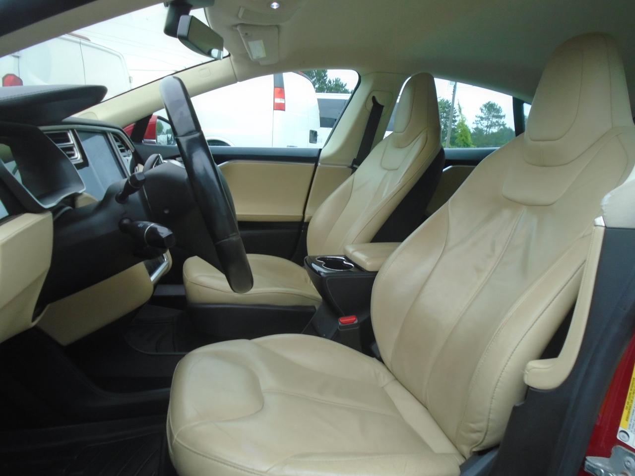 2014 Tesla Model S 4dr Sdn 85 Photo