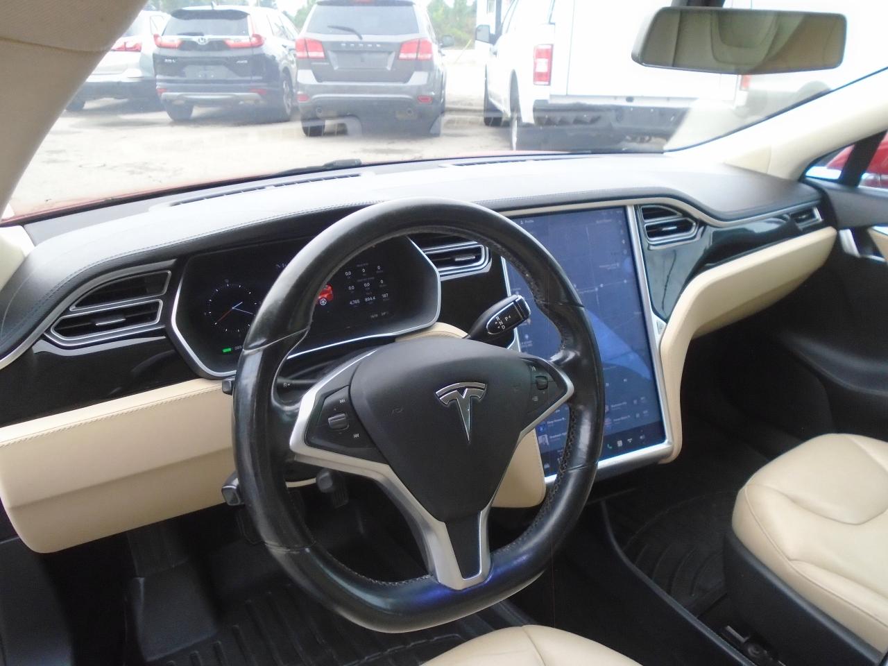 2014 Tesla Model S 4dr Sdn 85 Photo