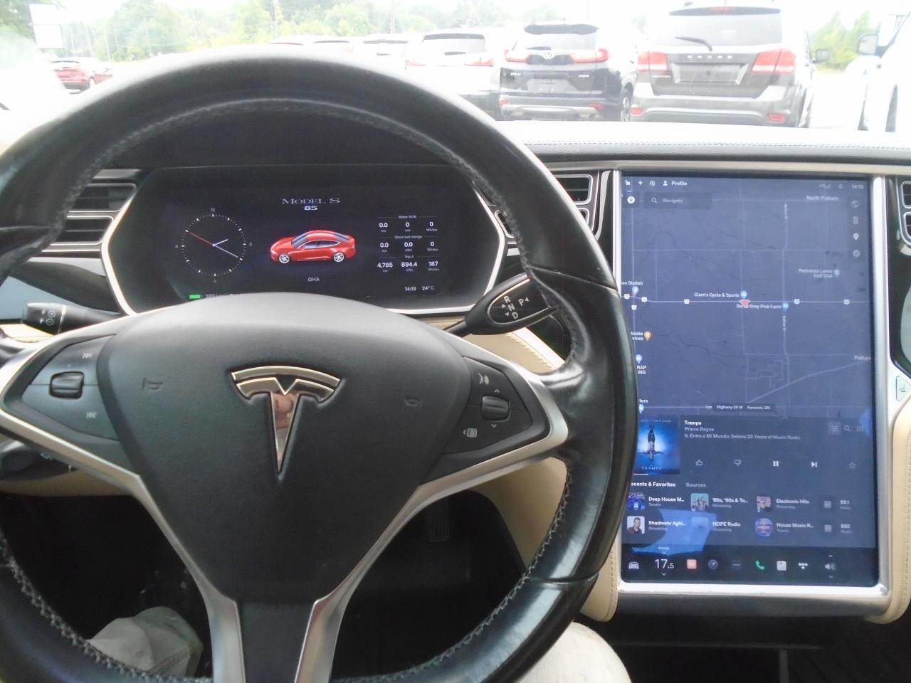 2014 Tesla Model S 4dr Sdn 85 Photo
