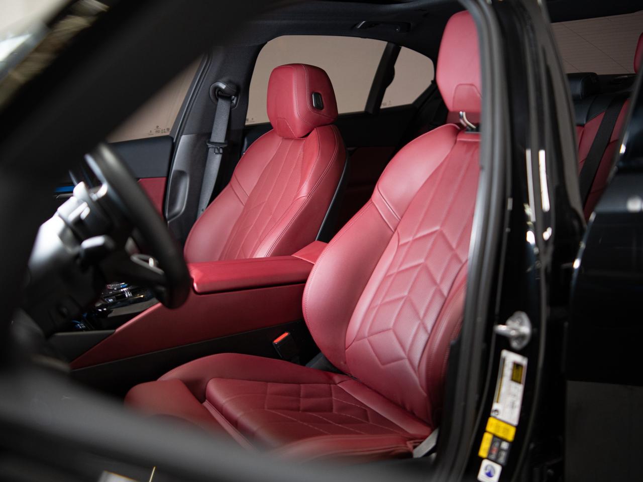 2024 BMW i5 M60 | XDRIVE | PREMIUM PKG | HUD | 20 IN Photo