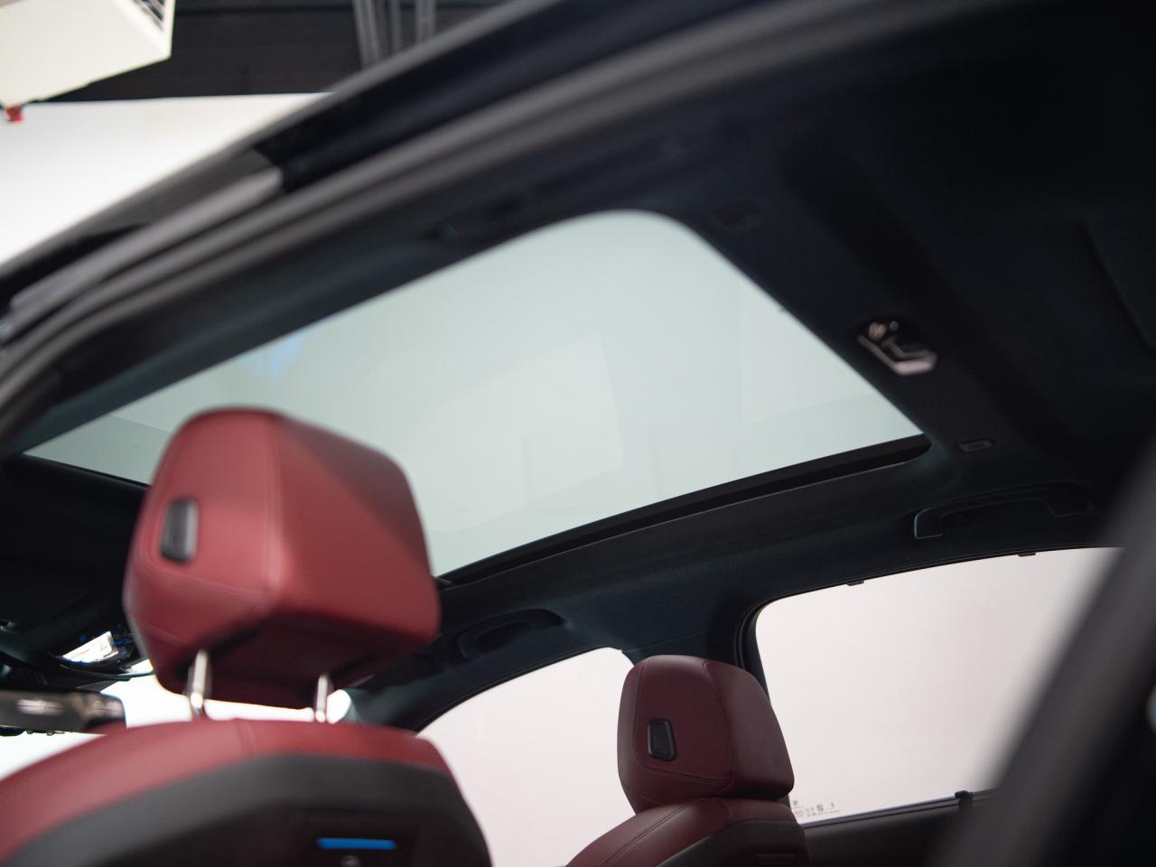 2024 BMW i5 M60 | XDRIVE | PREMIUM PKG | HUD | 20 IN Photo