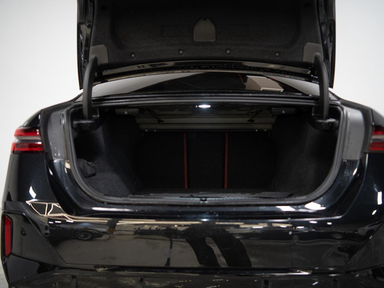 2024 BMW i5 M60 | XDRIVE | PREMIUM PKG | HUD | 20 IN Photo