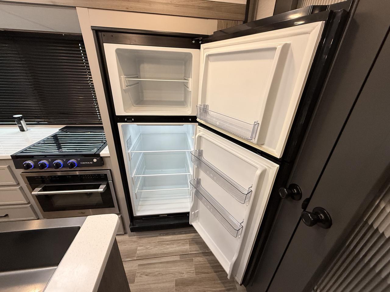 13487007.797108110