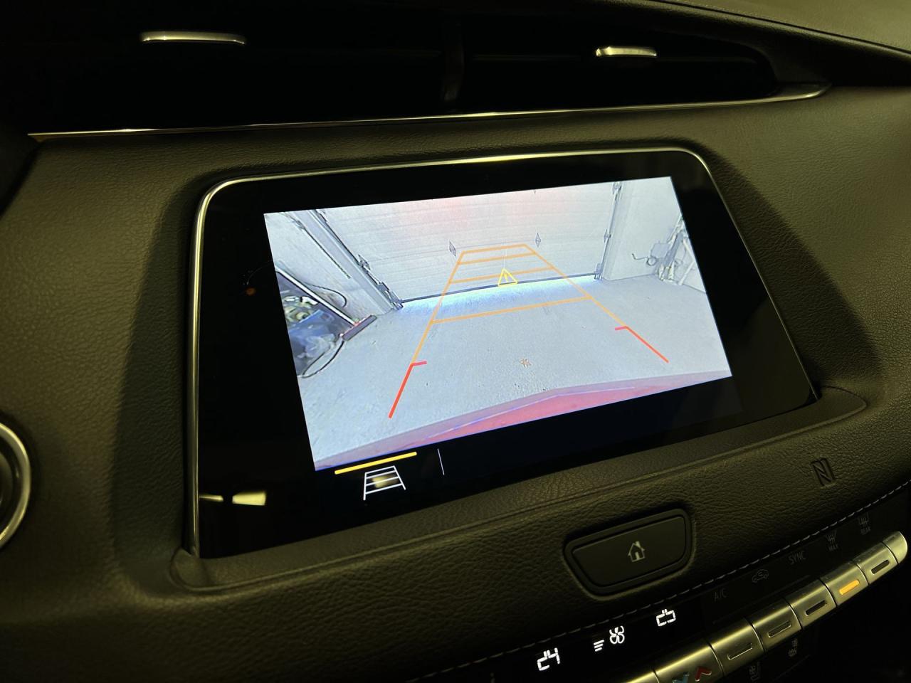 2019 Cadillac XT4 PREMIUM LUXURY AWD |MASSAGE |LEATHER| PANO ROOF Photo