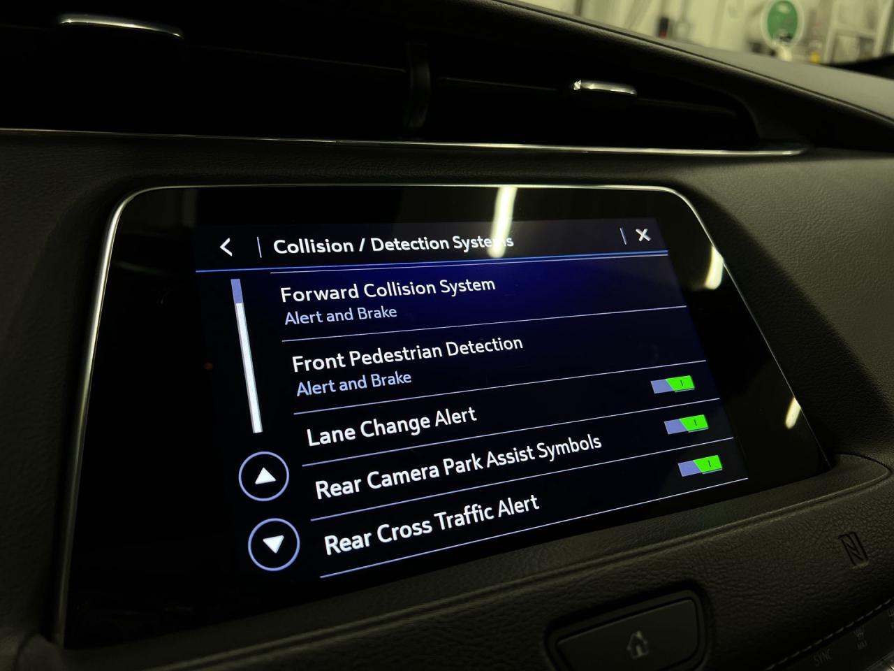 2019 Cadillac XT4 PREMIUM LUXURY AWD |MASSAGE |LEATHER| PANO ROOF Photo