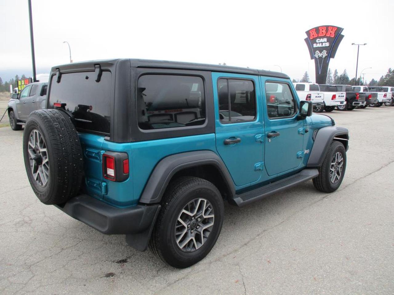 2020 Jeep Wrangler UNLIMITED SPORT 4x4 Photo