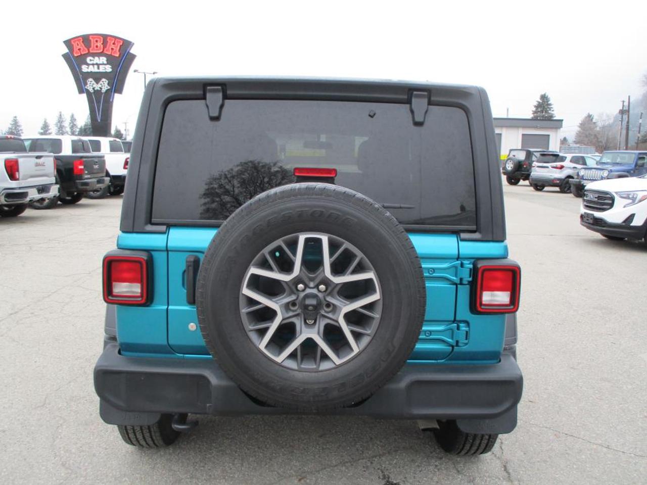 2020 Jeep Wrangler UNLIMITED SPORT 4x4 - Photo #7