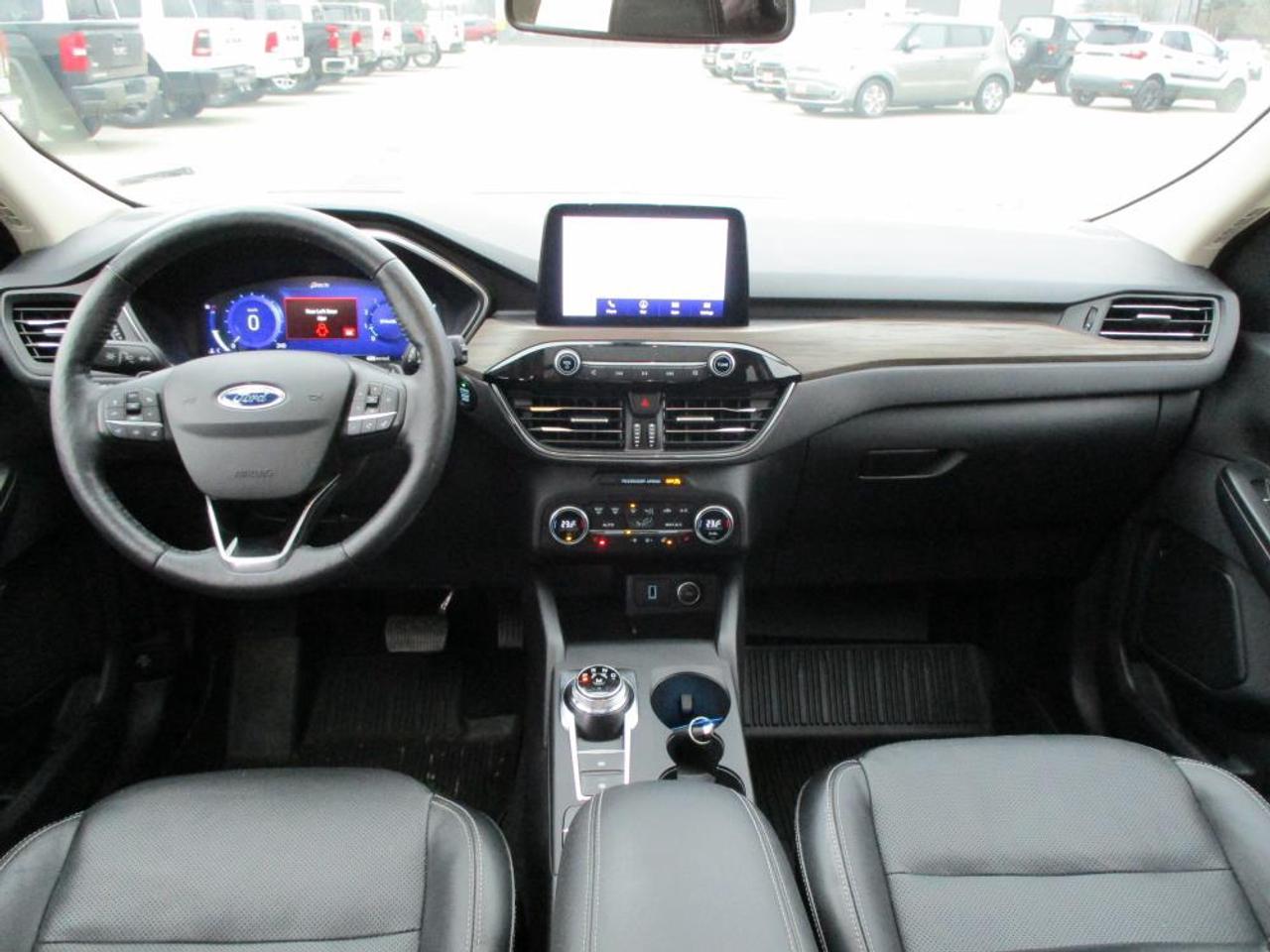 2020 Ford Escape Titanium AWD Photo