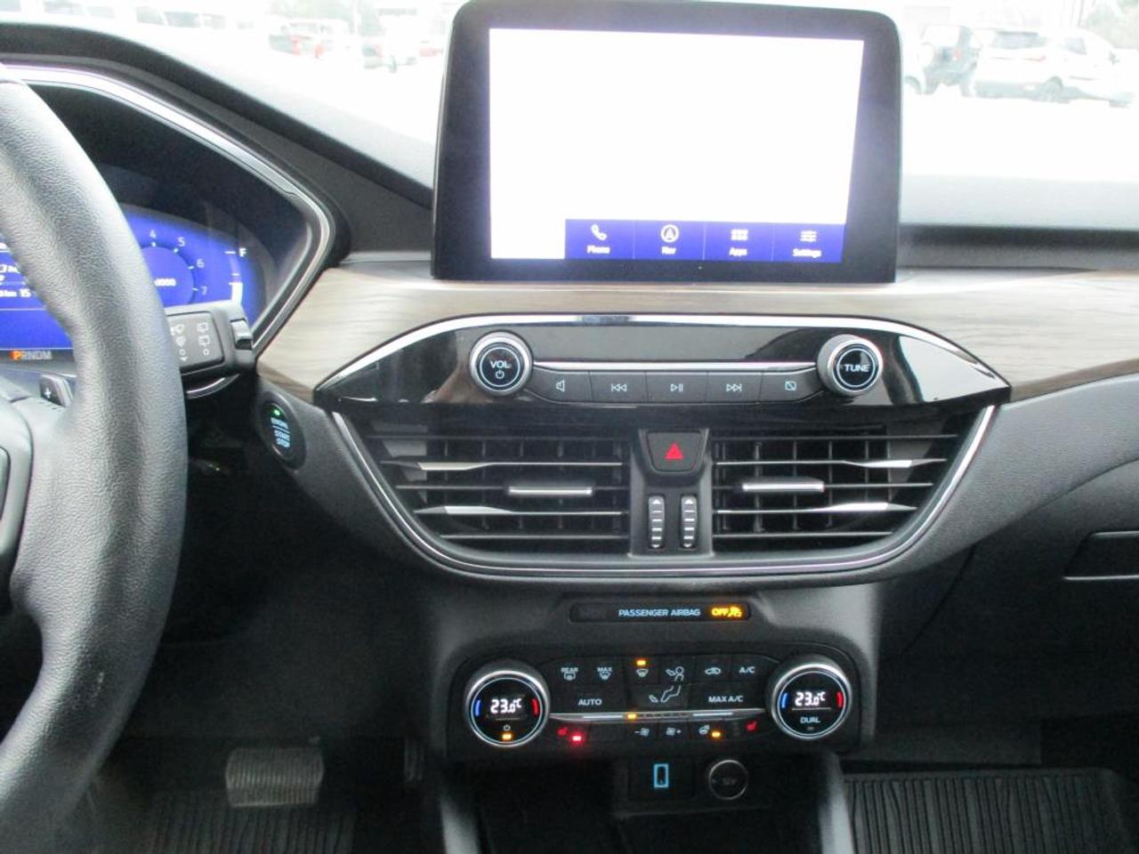 2020 Ford Escape Titanium AWD Photo