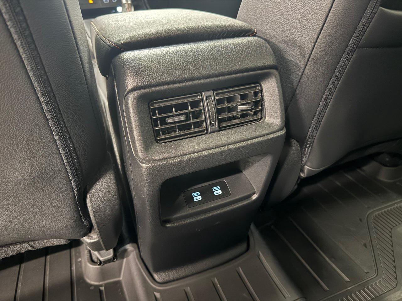 2024 Honda CR-V Hybrid EX-L Photo