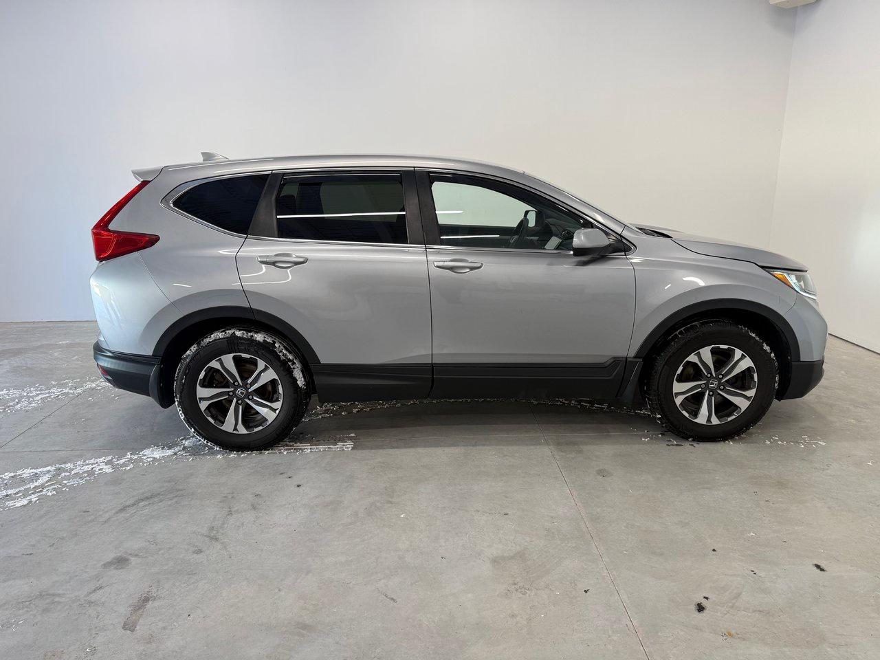 2019 Honda CR-V LX Photo3