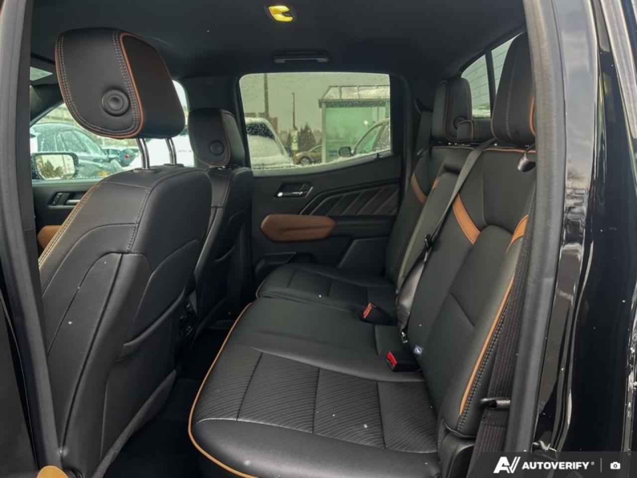 2024 GMC Canyon AT4  AT4, PREMIUM (LEATHER) 4X4 Photo