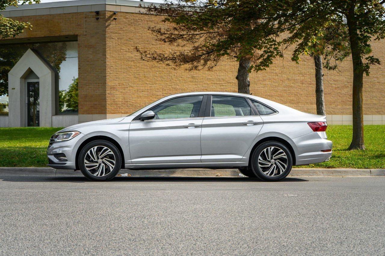 2021 Volkswagen Jetta Execline Photo