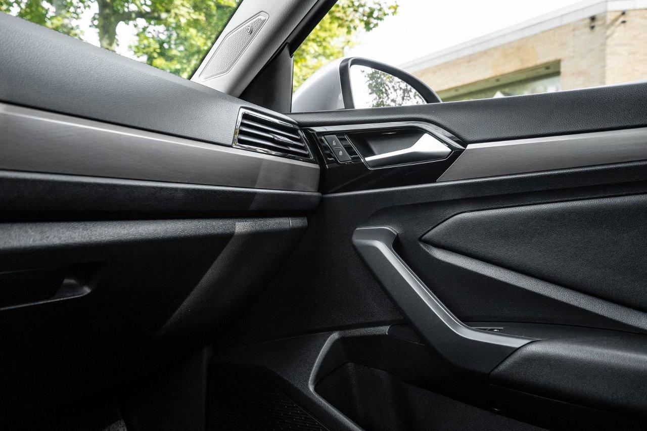2021 Volkswagen Jetta Execline Photo