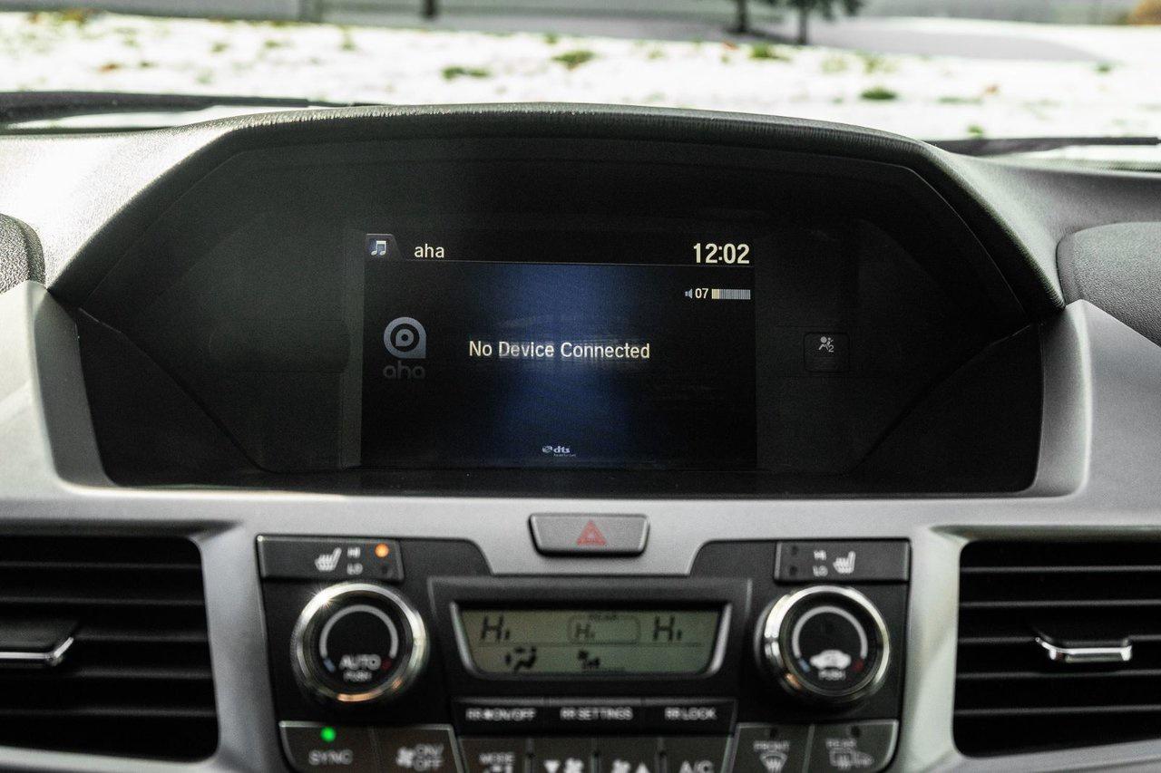 2017 Honda Odyssey Touring Photo