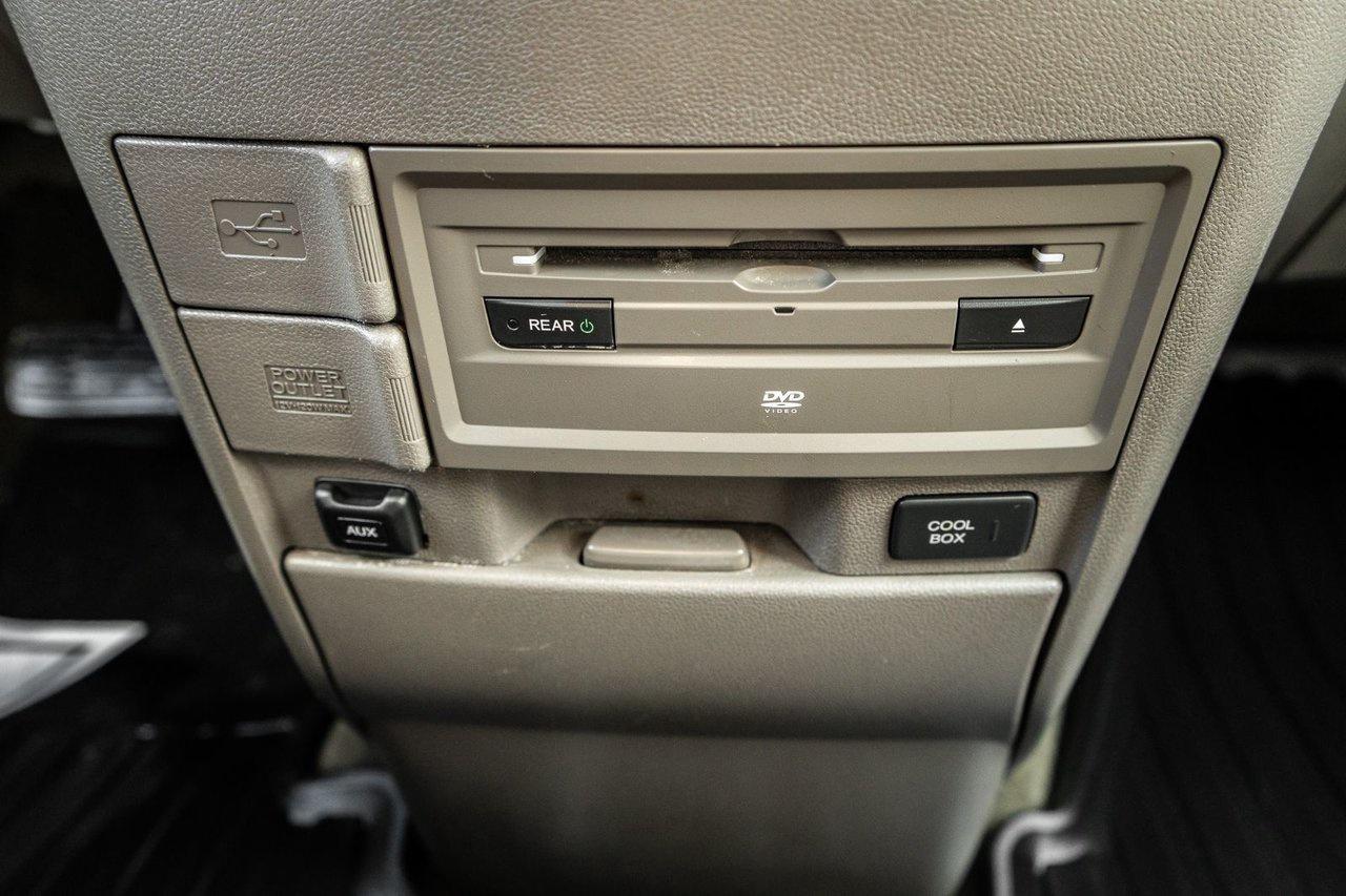 2017 Honda Odyssey Touring Photo