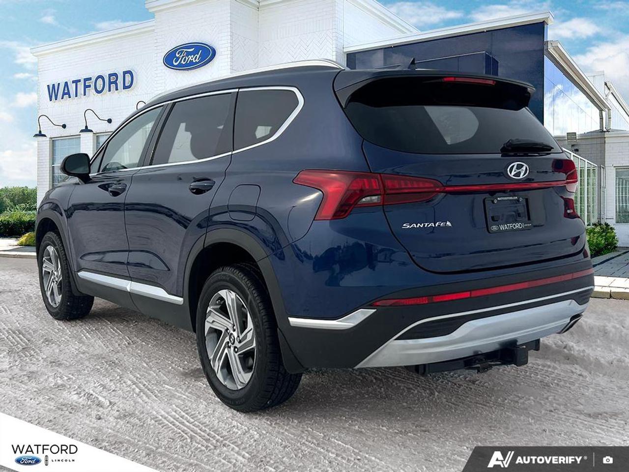 2023 Hyundai Santa Fe Preferred AWD Photo3