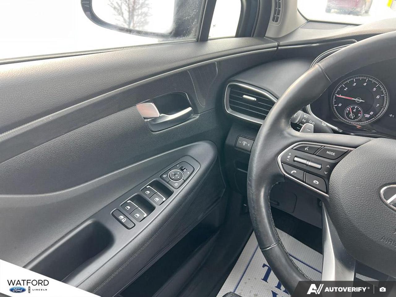 2023 Hyundai Santa Fe Preferred AWD Photo