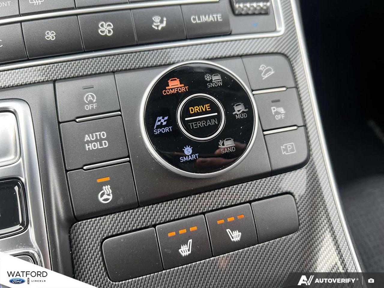 2023 Hyundai Santa Fe Preferred AWD Photo