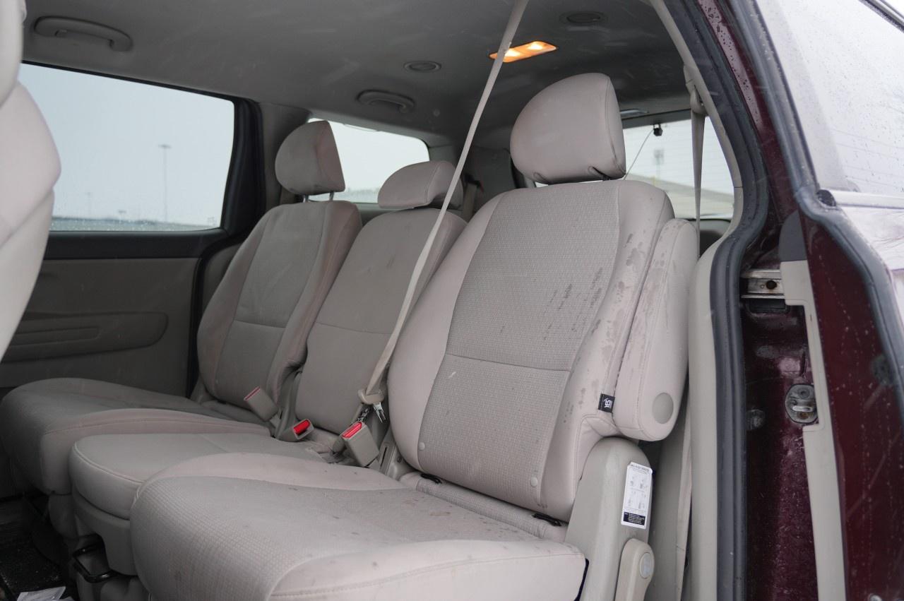 2016 Kia Sedona 4DR WGN LX Photo