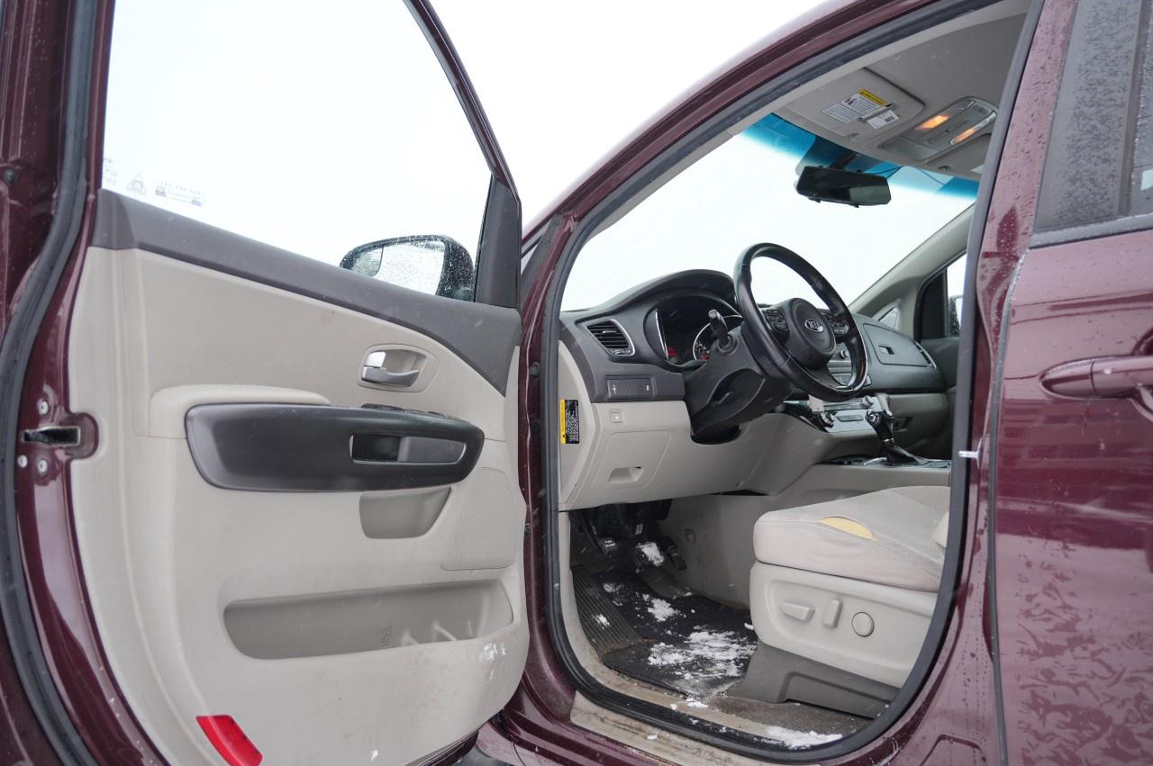 2016 Kia Sedona 4DR WGN LX Photo