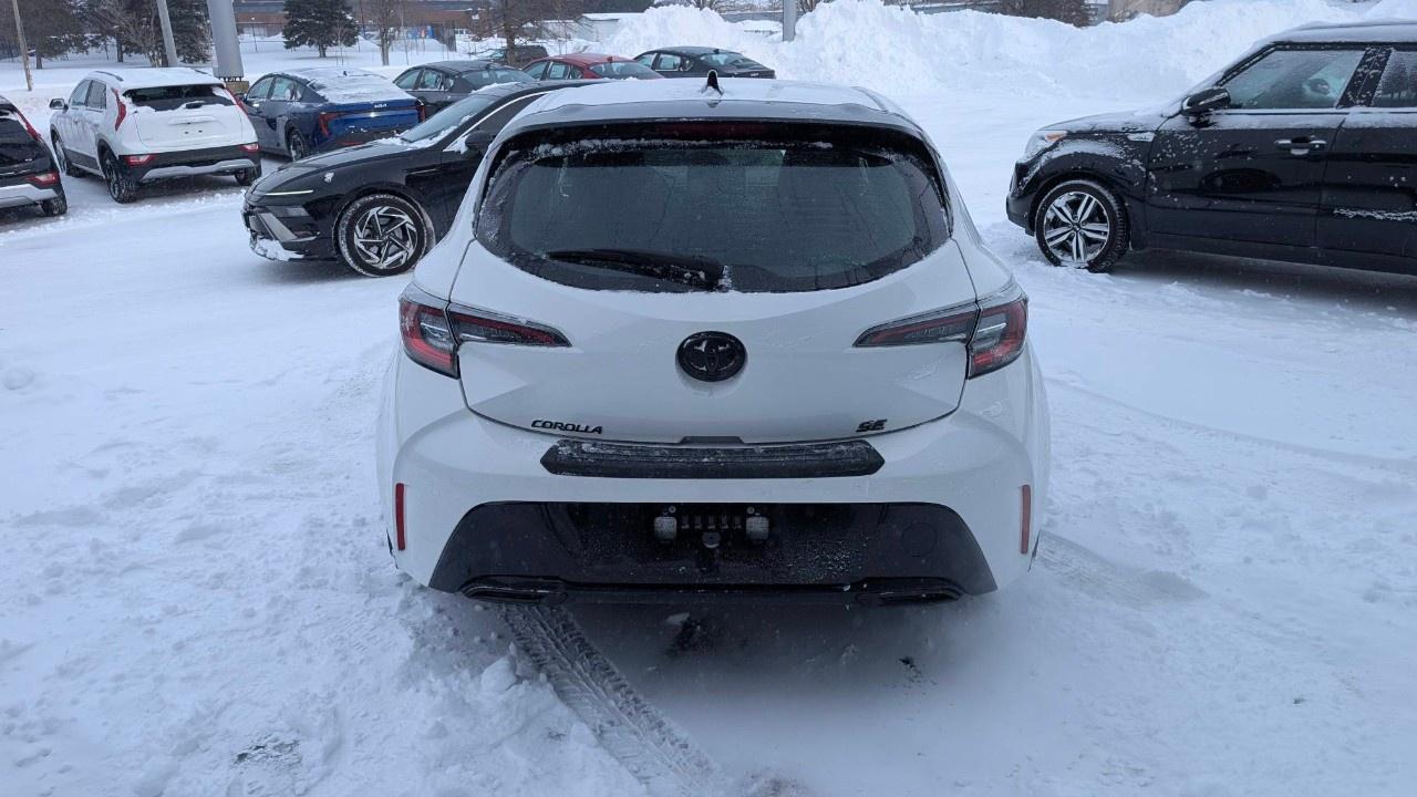 2020 Toyota Corolla Hatchback Manual Photo