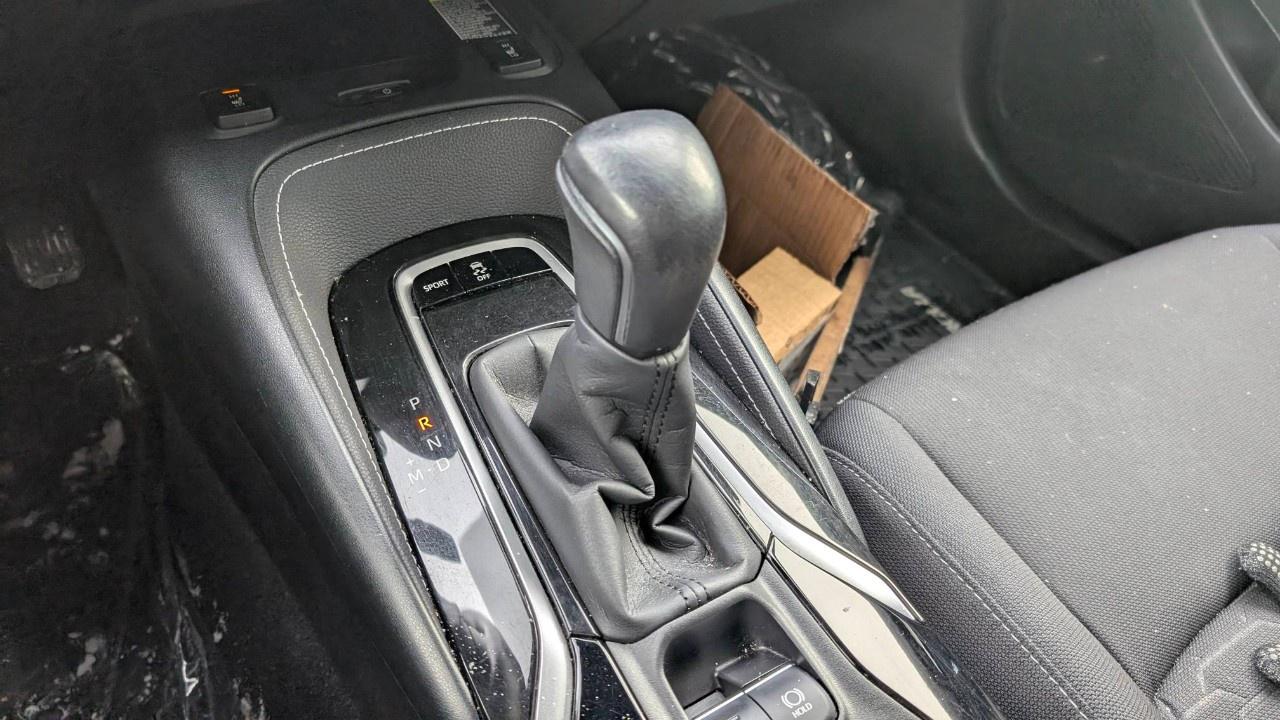 2020 Toyota Corolla Hatchback Manual Photo