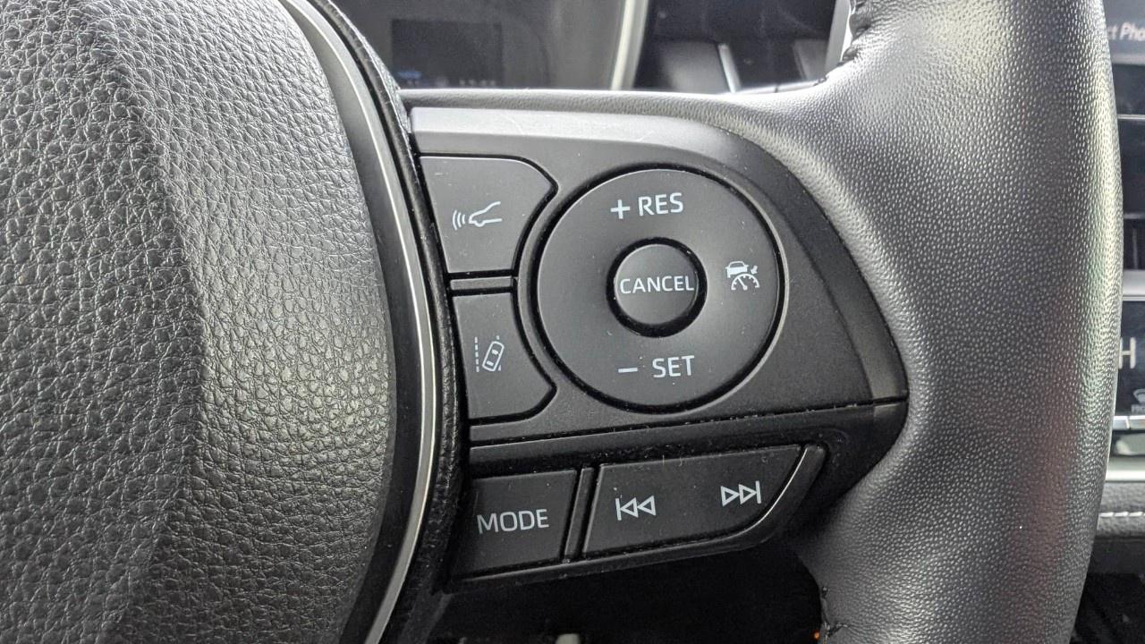 2020 Toyota Corolla Hatchback Manual Photo