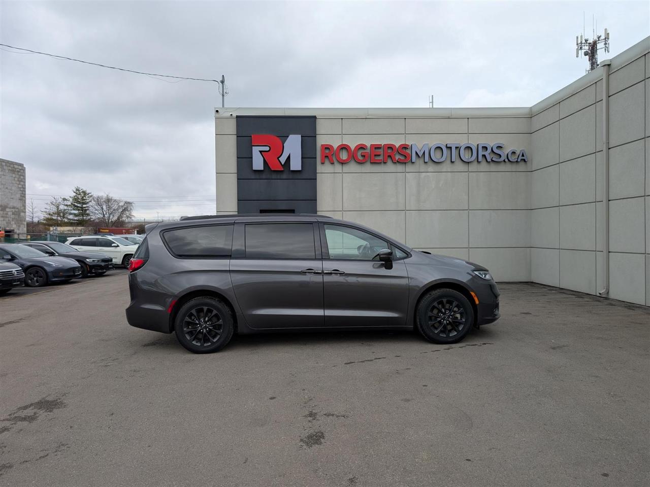 2021 Chrysler Pacifica TOURING-L AWD - DVD - NAVI - TECH FEATS Photo