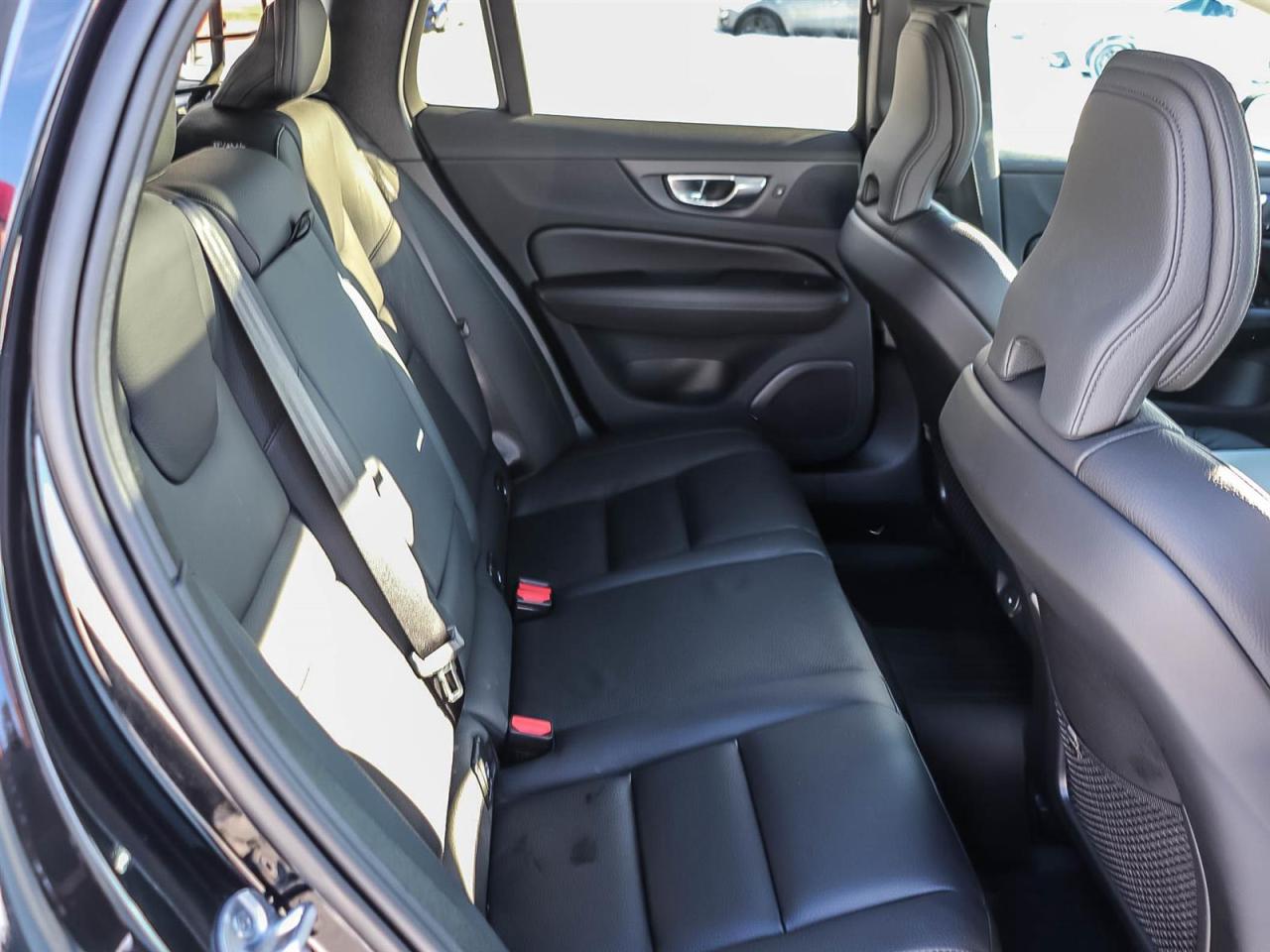 2025 Volvo V60 Plus Photo