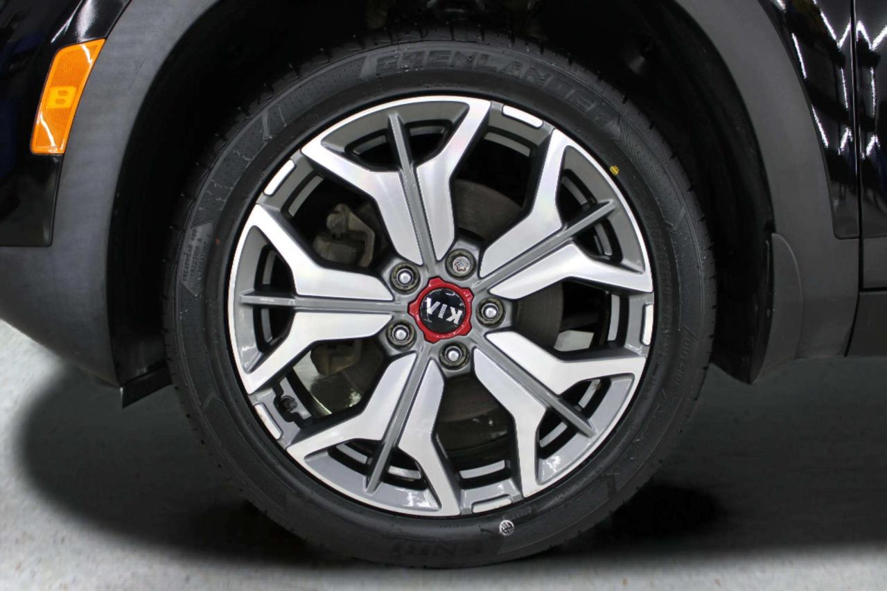 2021 Kia Seltos SX Turbo Photo