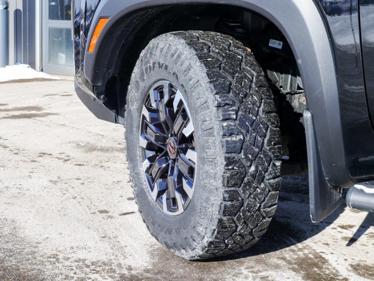 2023 Nissan Frontier Crew Cab PRO-4X  -  Navigation - $364 B/W Photo