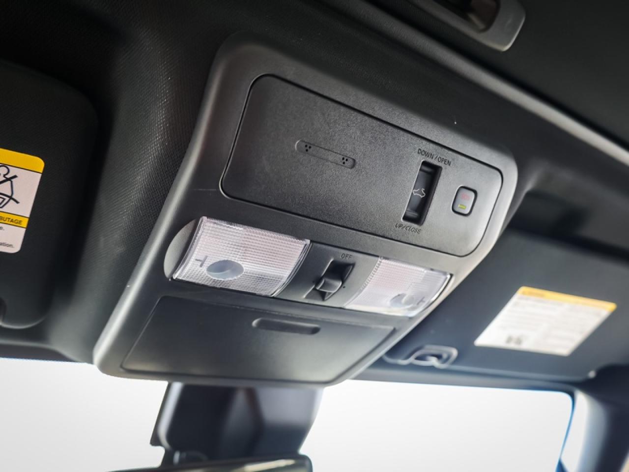 2023 Nissan Frontier Crew Cab PRO-4X  -  Navigation - $364 B/W Photo