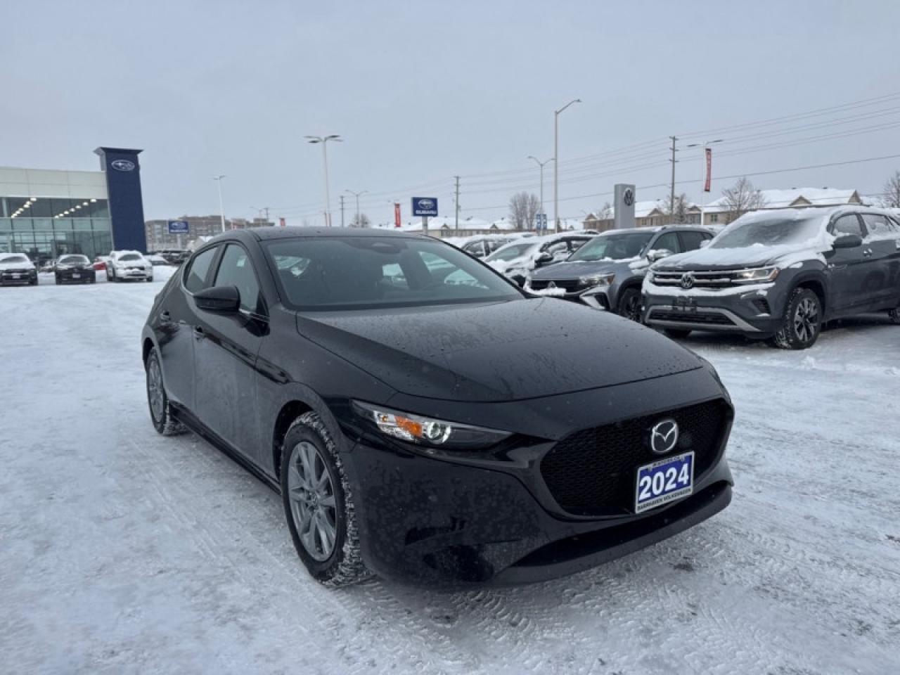 2024 Mazda MAZDA3 GS  - Low Mileage Photo3