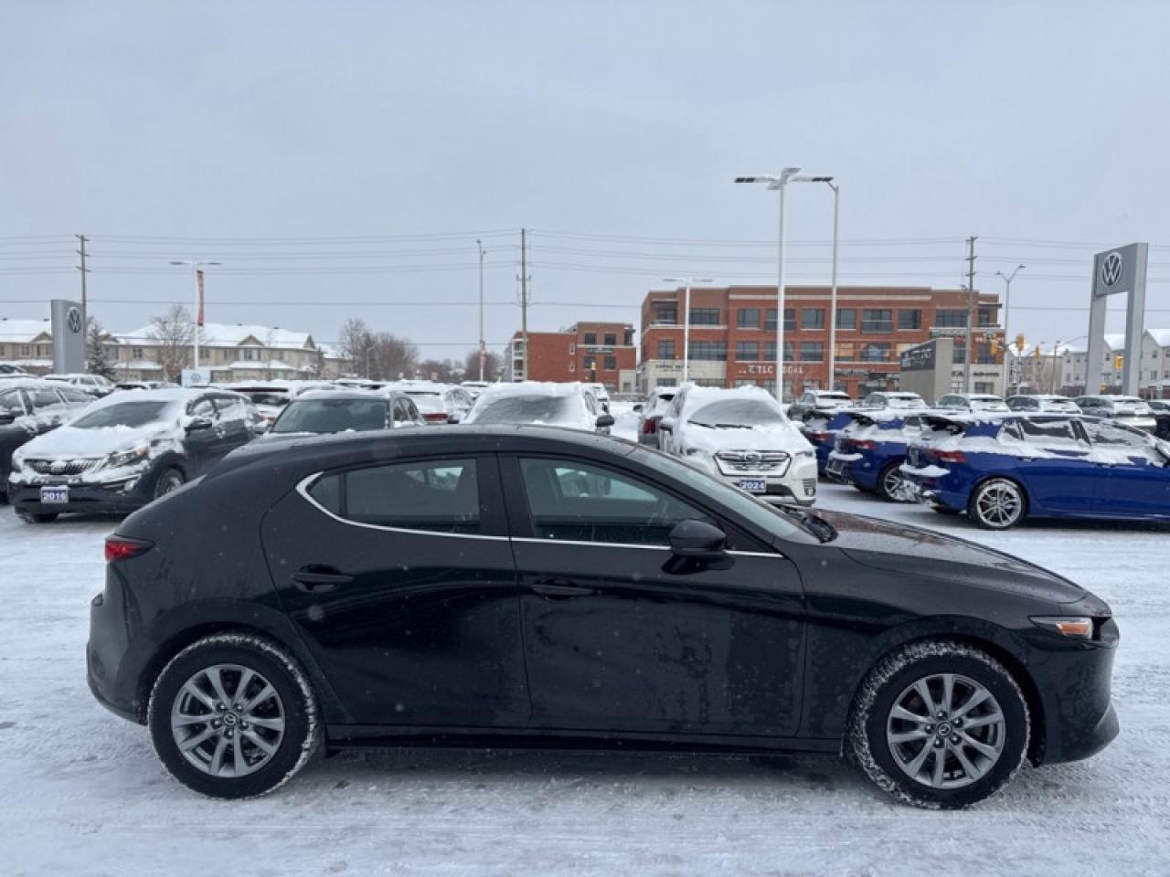 2024 Mazda MAZDA3 GS  - Low Mileage Photo4