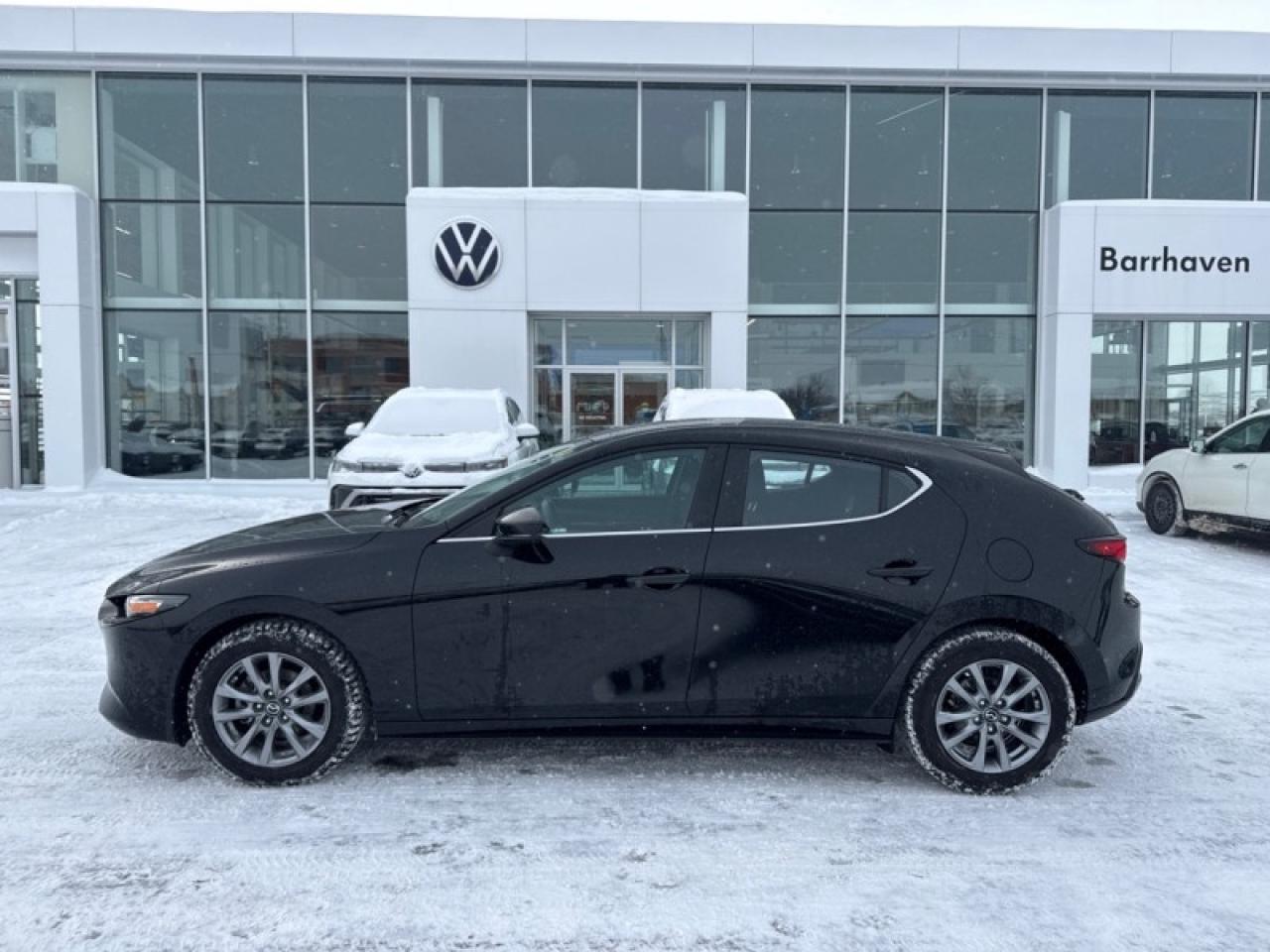 2024 Mazda MAZDA3 GS  - Low Mileage Photo